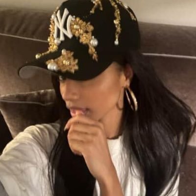 meganwiffe's profile picture. — fangirl