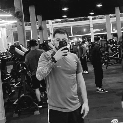 _PortelaLucas's profile picture. 🍃