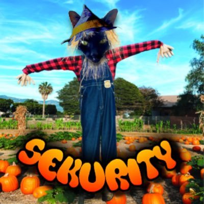 I'm Slinky, a rescue Tuxie mancat w/a #BadAssCurlyTail. #Nipclub regular, #ZSHQ #SlayerSchool #TheAviators. #OTRB 10-4-19. Replicant Nexus 7