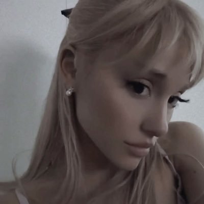 buteraquette's profile picture. ⊹ ࣪ ˖ such a dream to me ☁️📺🪩⋅˚₊‧