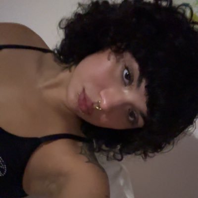 SanrioAverage's profile picture. haunting your presence circa 1666