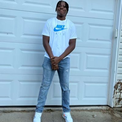 msnickymeia's profile picture. 6’3 210lbs Football TE, DL, OL, 🏈 basketball 🏀 c/o 30