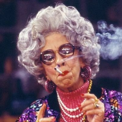 maugesolo's profile picture. Periodismo, guion, feminismo, rosca y random.