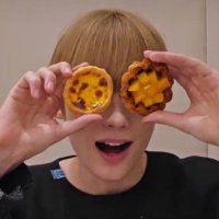 huening kai, did you eat? (@didhueeat) 's Twitter Profile Photo huening kai, did you eat? (@didhueeat) 's Twitter Profile Photo