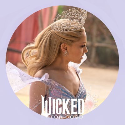 niankkk_'s profile picture. miley cyrus | 5H | fortnite | wicked | ariana grande