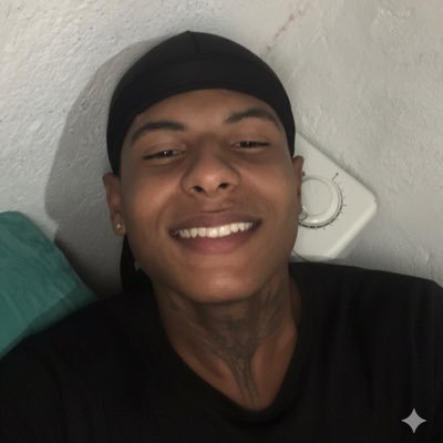 sparnoow's profile picture. Filho do caçador 🏹🌳