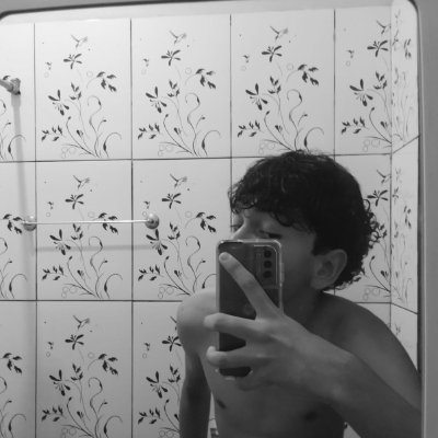 1taavares's profile picture. .