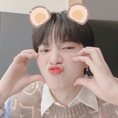 sunday94morning's profile picture. 𝗶 𝗳𝗲𝗹𝗹 𝗳𝗶𝗿𝘀𝘁 𝗮𝗻𝗱 𝗶 𝗳𝗲𝗹𝗹 𝗵𝗮𝗿𝗱𝗲𝗿 ᜊ- @CwrNew