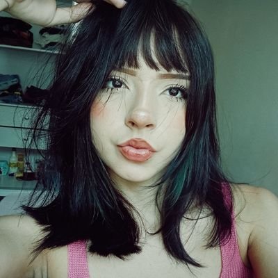 annaawryyy's profile picture. 🇵🇸 gosto de tuitar sobre meu melhor amigo matheus togan Ele e meu alter ego