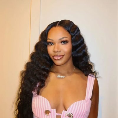 sierraxliy's profile picture. GOD 🕊️🙏🏾& MONEY💵 faith & finance & beauty HTX Learn 2 trade!