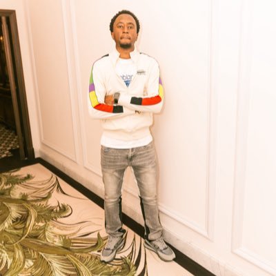 Takzin03's profile picture. @ChelseaFC / @Ravens & SS12 / @Hornets / +263 !!! 🛩 ✝️