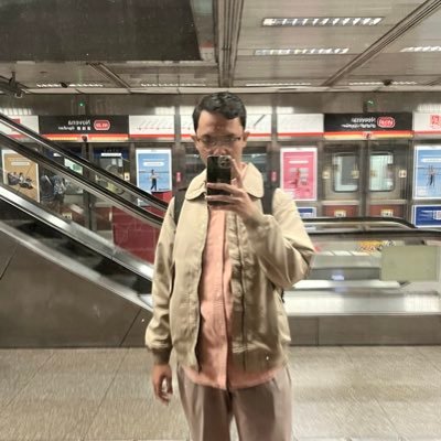 arvelqi's profile picture. 