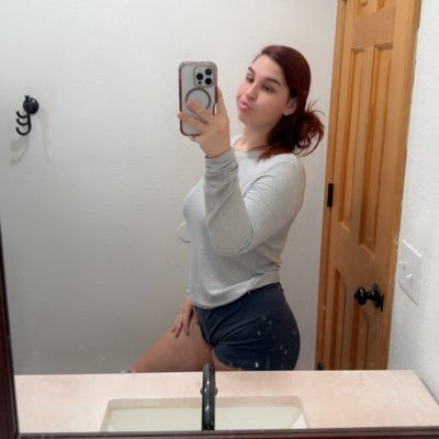 GabrielleS54481's profile picture. 