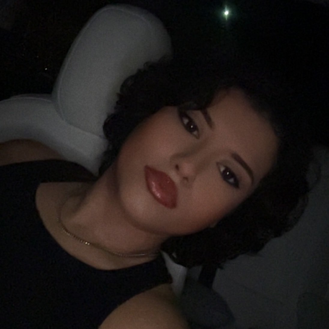 utarefsonnn's profile picture. gay and busy