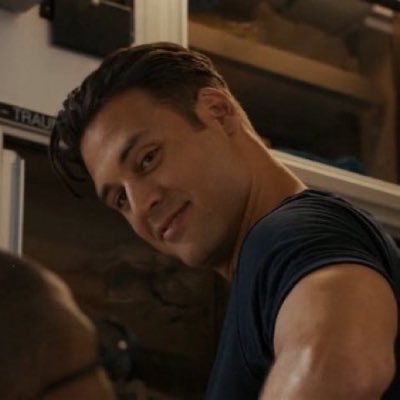 narlie_buddie's profile picture. FREE PALESTINE 🇵🇸 - 23 - Little Kilton  - RAVI PANIKKAR ❤️ - “because, Evan” - #Tarlos - #126forever - I love Travis and Vic 🚒