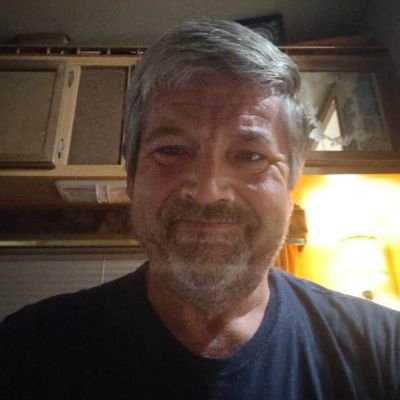 BeckyGede14083's profile picture.