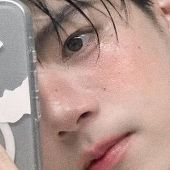 nuqud14's profile picture. 