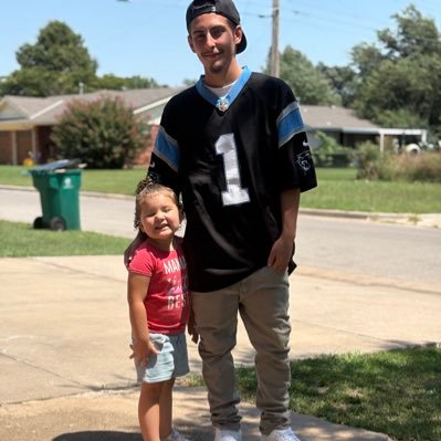Toxicsnipes23's profile picture. 23/YouTube Streamer/Content Creator 🔥 TiKToK 🎵: (18.4K) TheRealToxic_23 #KeepPounding #OkcThunder #PS5 (Dad) ! 👑 $ToxicSnipes2