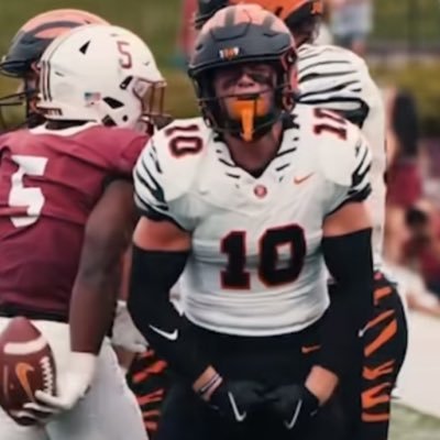 rykerj_25's profile picture. Linebacker at Princeton