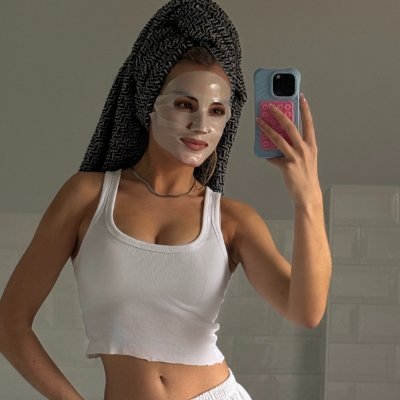 SabraAngel11809's profile picture. Fitness 💪 | Tennis 🎾 | Travel ✈️ | Sunsets 🌅 | Flowers 🌸
Enjoy the simple beauty of Seattle life 💛