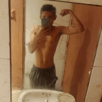 JavierV99674399's profile picture. 