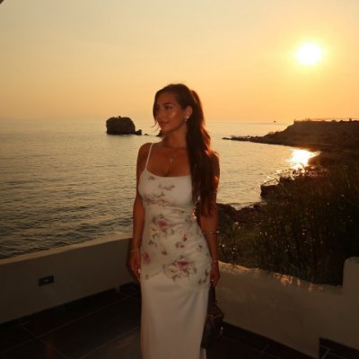 ariana_s6636's profile picture. 🗽To thine own self be true. -William Shakespeare 🇺🇸🇺🇸🇺🇸America first🇺🇸🇺🇸🇺🇸