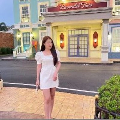 chanitsaa's profile picture. 