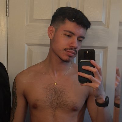 seeyouikaros's profile picture. 