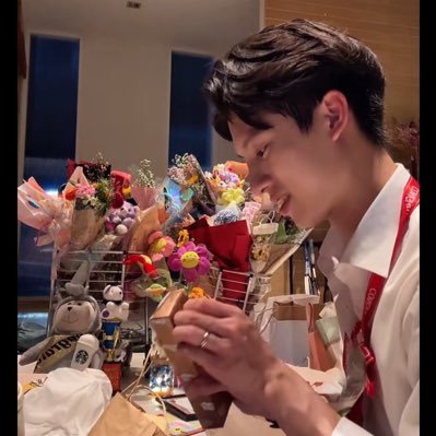 nnwaintherain's profile picture. @marktuan @marcthn_ คือกำลังใจที่ใหญ่มากกกก อิอิ🫶🏻💗