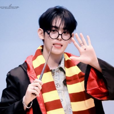 Flechazo_HB's profile picture. 𝑳𝒂𝒔 𝑭𝒍𝒆𝒄𝒉𝒂𝒛𝒐 𝒅𝒆 𝑪𝒖𝒑𝒊𝒕𝒐.All For #현빈 #HYEONBIN #NOWZ #나우즈