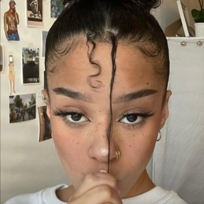 meowgirls6's profile picture. hand off