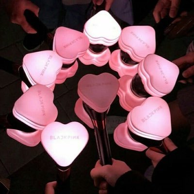 riri_blckpnk's profile picture. 