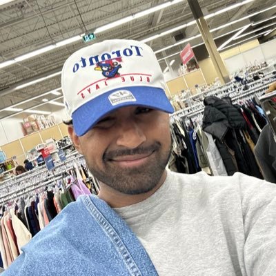 venkizzy's profile picture. i laugh at my own jokes, yap about sports & tweet song lyrics | #wethenorth | #ravensflock | #wantitall | @chelseafc | #xotwod | 🇨🇦🍉🐅