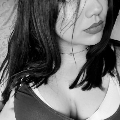 evelycatss's profile picture. 