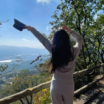 thanhttubut's profile picture. “Hustling hard, loving harder. Family first, always. ❤️”
