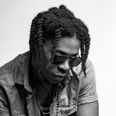 DeQyd's profile picture. The "Jamaican Bruce Wayne". Artist with a Solomonic State of Mind. Emperor i. Father. Rude Boy! Son of the ☀️Sun. God is within - The Most i ™ 🦁🐉