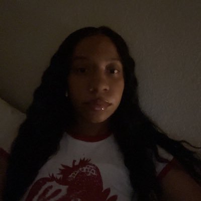 thinkinbri's profile picture. Brigitte Leonard | a twitter dedicated to taste test reviews, articles on how food is intwined with culture, and the agriculture and sustainability of food.