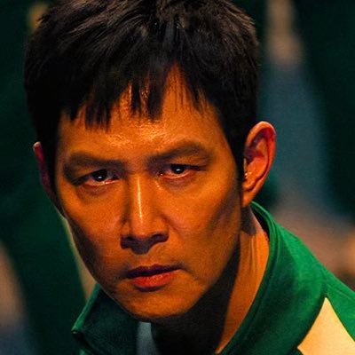 Anya_Duvall_'s profile picture. In-ho’s #1 hater 😌 | Gi-hun’s #1 glazer ❤️‍🔥 | I mourn my glorious king #SeongGihun | 🪲& 🦜owner | alt: @Frutiger_Gihun