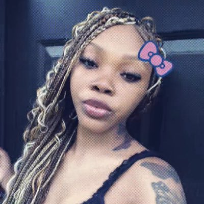 reds_skies's profile picture. 20♡ 𝙴𝚖𝚘 𝙱𝚛𝚊𝚝 ᯓ★ menu ?