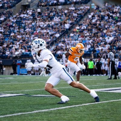 noahflo4's profile picture. DB @ Utah State 🙏🏽