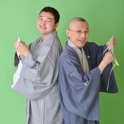 hachiraku8's profile picture. 紙切り　生まれは埼玉県は行田市、育ちは草加。好きな物は、紙切り、特撮にアニメ作品（デジモン、ロックマンEXE等、）です。オーバー・ザ・サン武道館公演にて師匠と紙切り。勉強会、出演情報を乗せていきます。無言フォローOK！会の御予約、御依頼、ご質問等は、hachi.souka@gmail.comお願い致します。