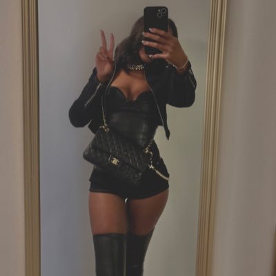 niyahjaay__'s profile picture. 