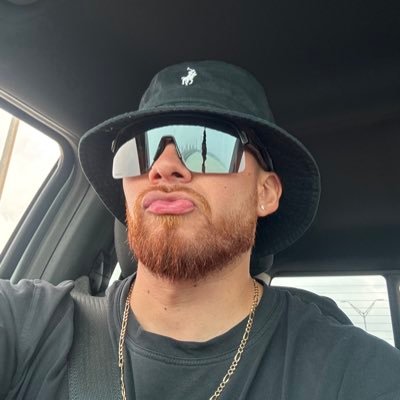 yg_redhead's profile picture. 26