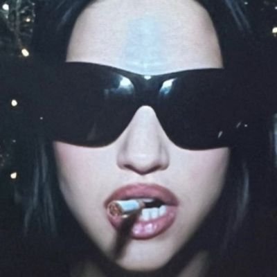 saltbibs's profile picture. especialista em estragar tudo (@gabisalgada)