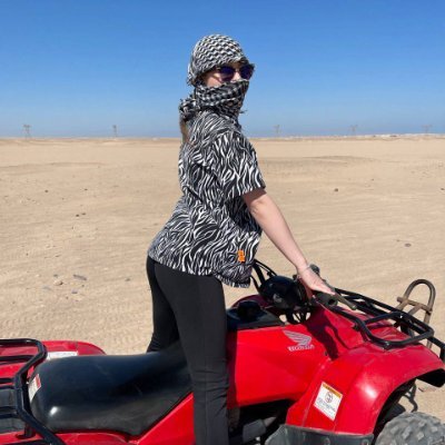 imbrella2's profile picture. Real girls aren’t perfect. Perfect girls aren’t real.