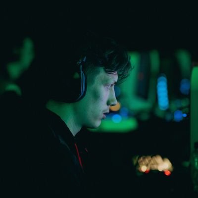 SwiiZn__'s profile picture. Warzone Competitive Player 🇫🇷 Manager :@salmoo__