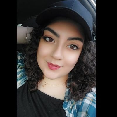 leylamun_'s profile picture. یه دختر معمولی احساسی
و چیز دیگه ای برای گفتن نیست