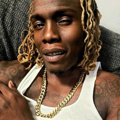 BlingKng's profile picture. Big Bling Fwm Or Keep It Moving Fake You Mean!💯💯💯