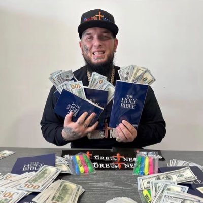 Thegreatness404's profile picture. Wrongfully banned at 4 million/ beware of accounts that copy me Grab Merch