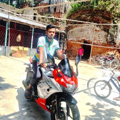 ImranHosen7014's profile picture. 🦋﹏﹏নিজের জীবনের লড়াইটা﹏﹏
নিজেকেই লরতে হবে﹏😇
🙂_জ্ঞান অনেকেই দেবে
🦋﹏কিন্তু﹏🤔
সঙ্গ কেউ দেবে না বস—